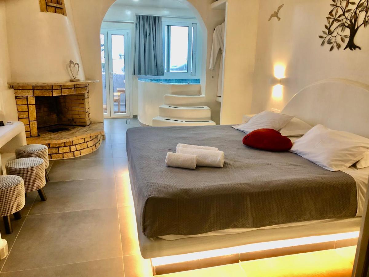 The Muses Of Santorini Private Jacuzzi Suites Vothon Екстер'єр фото