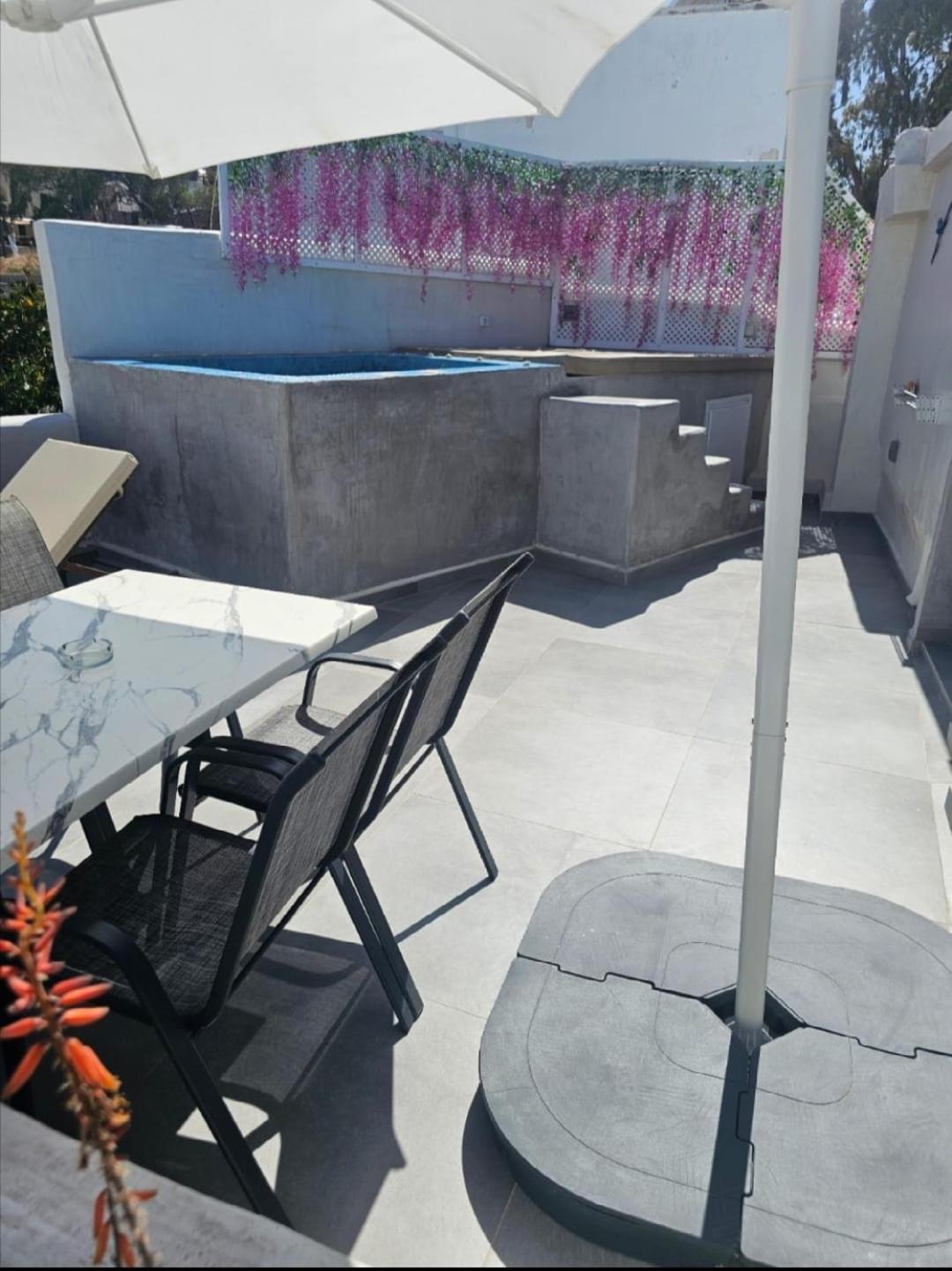 The Muses Of Santorini Private Jacuzzi Suites Vothon Номер фото